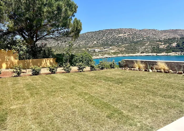 Villa Seawave With Heated Pools, By Hellocrete Hanya