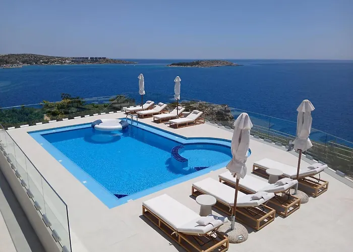 Villa Seawave With Heated Pools, By Hellocrete Hanya
