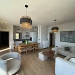 Villa Seawave With Heated Pools, By Hellocrete Chania (Crete)