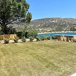 Villa Seawave With Heated Pools, By Hellocrete Hriszí Aktí Haniá