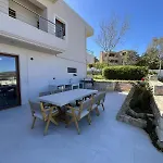 Villa Seawave With Heated Pools, By Hellocrete Chania (Crete)