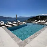 Seawave With Heated Pools, By Hellocrete