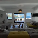 Villa Seawave With Heated Pools, By Hellocrete *