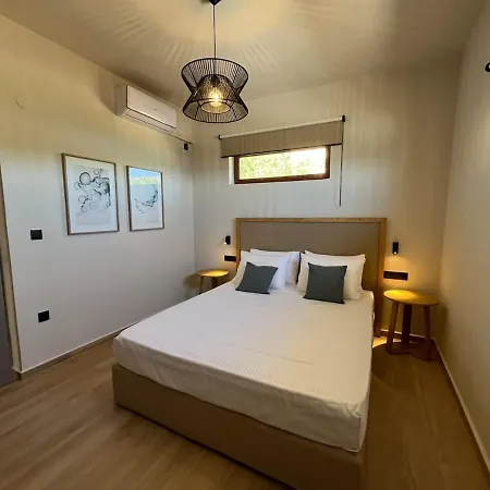 Seawave Villas, By Hellocrete *