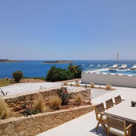 Villa Seawave Villas, By Hellocrete *