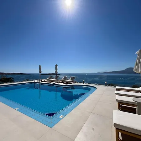 Seawave With Heated Pools, By Hellocrete Hriszí Aktí Haniá