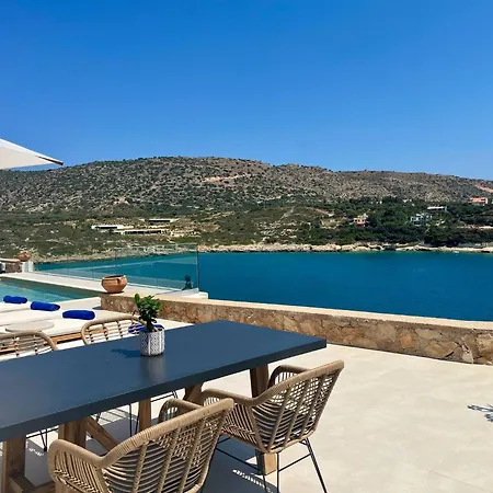 Seawave With Heated Pools, By Hellocrete * La Canée