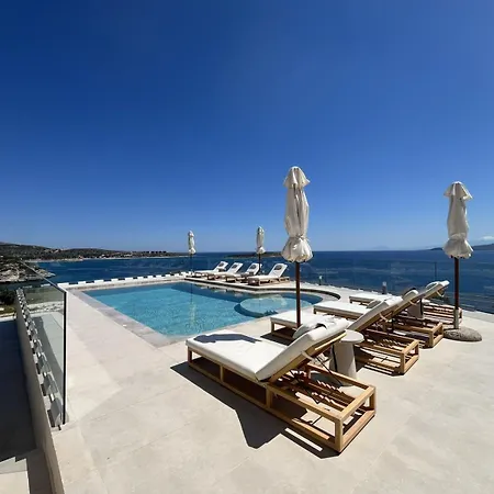 Villa Seawave With Heated Pools, By Hellocrete