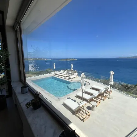 Villa Seawave With Heated Pools, By Hellocrete *