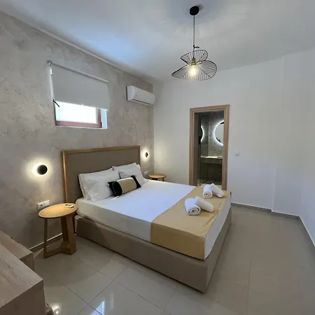 Seawave With Heated Pools, By Hellocrete Villa *