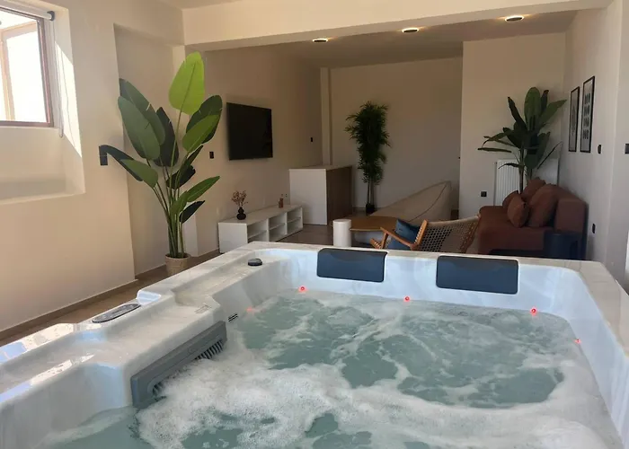 Seawave With Heated Pools, By Hellocrete *