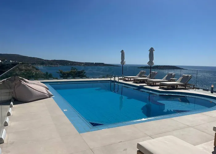 Вілла Seawave With Heated Pools, By Hellocrete *