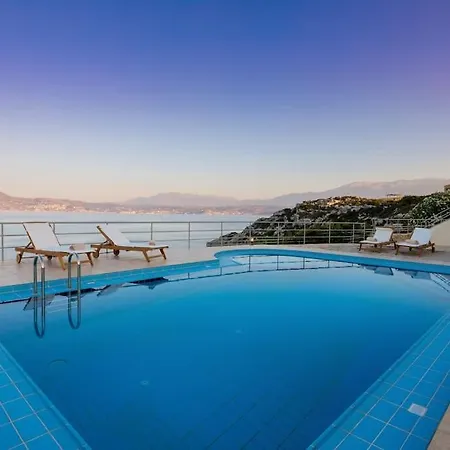 Villa Seawave I, By Hellocrete Chania (Crete)
