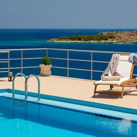 Villa Seawave I, By Hellocrete