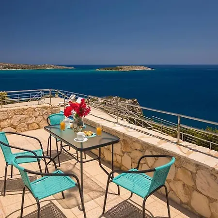 Villa Seawave I, By Hellocrete Chania (Crete)