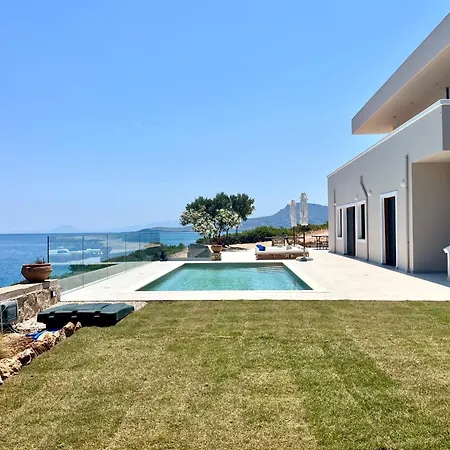Villa Seawave Villas, By Hellocrete Chania (Crete)