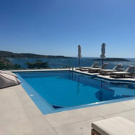 Villa Seawave Villas, By Hellocrete *