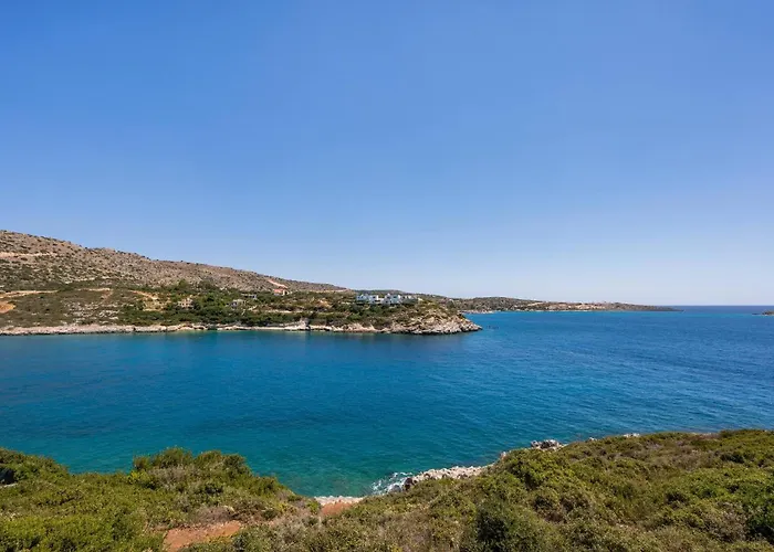 Seawave With Heated Pools, By Hellocrete *