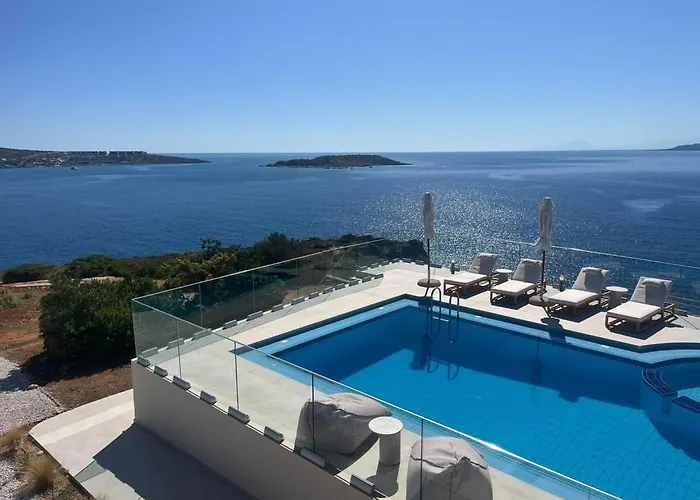 Villa Seawave With Heated Pools, By Hellocrete Hanya