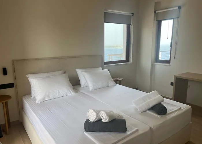 别墅 Seawave With Heated Pools, By Hellocrete