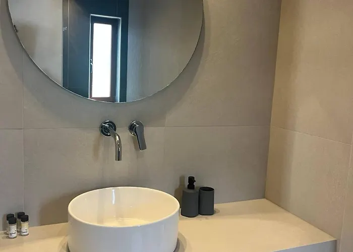 Seawave With Heated Pools, By Hellocrete